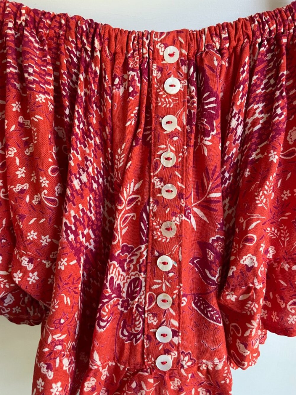 Angie Boho Off Shoulder Bandana Print Ruffle Crop Top Red Western Paisley - Picture 6 of 9